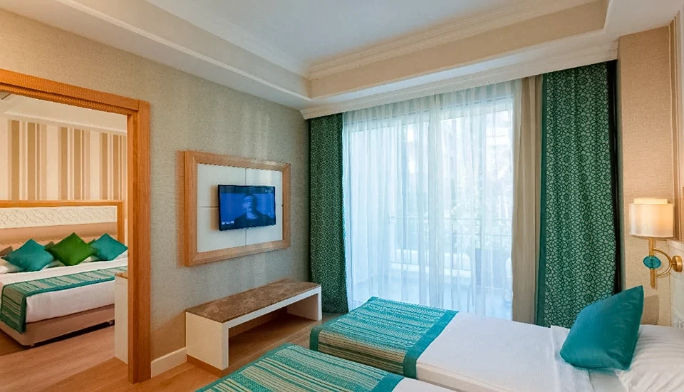 هتل کارمیر ریزورت آنتالیا